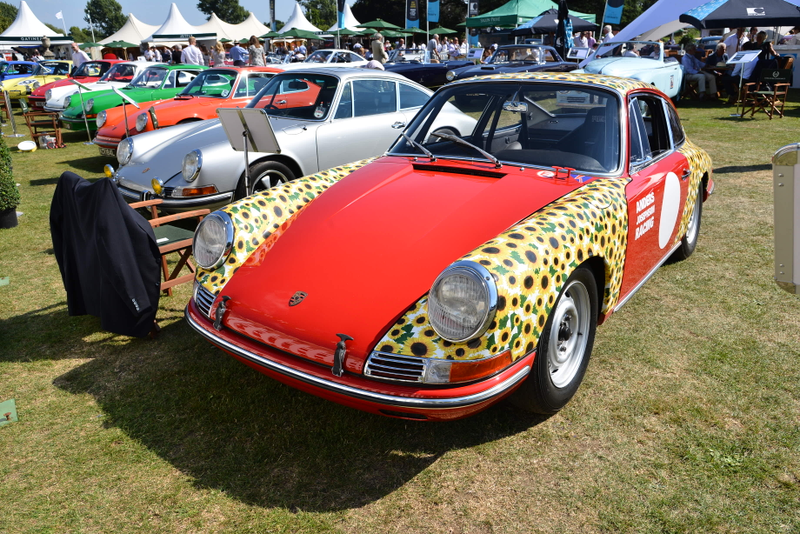 Illustration for article titled Jolly Good Car Porn At Ye Olde Salon Privé